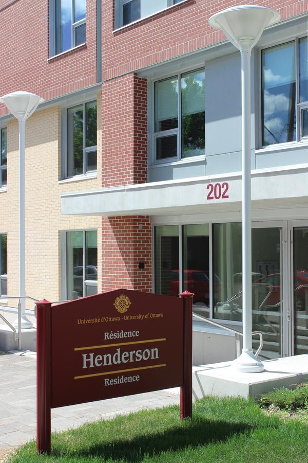 Residences De L'universite D'ottawa - Henderson | University Of Residences - Henderson Hostel *