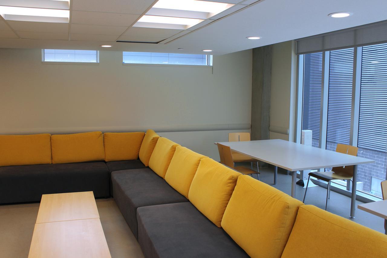 Residences De L'universite D'ottawa - Henderson | University Of Residences - Henderson Hostel
